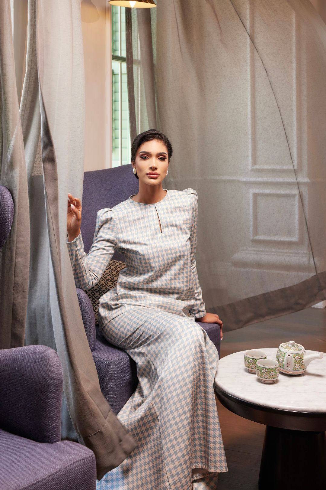 Melur Kurung - Sleek Modern Fit