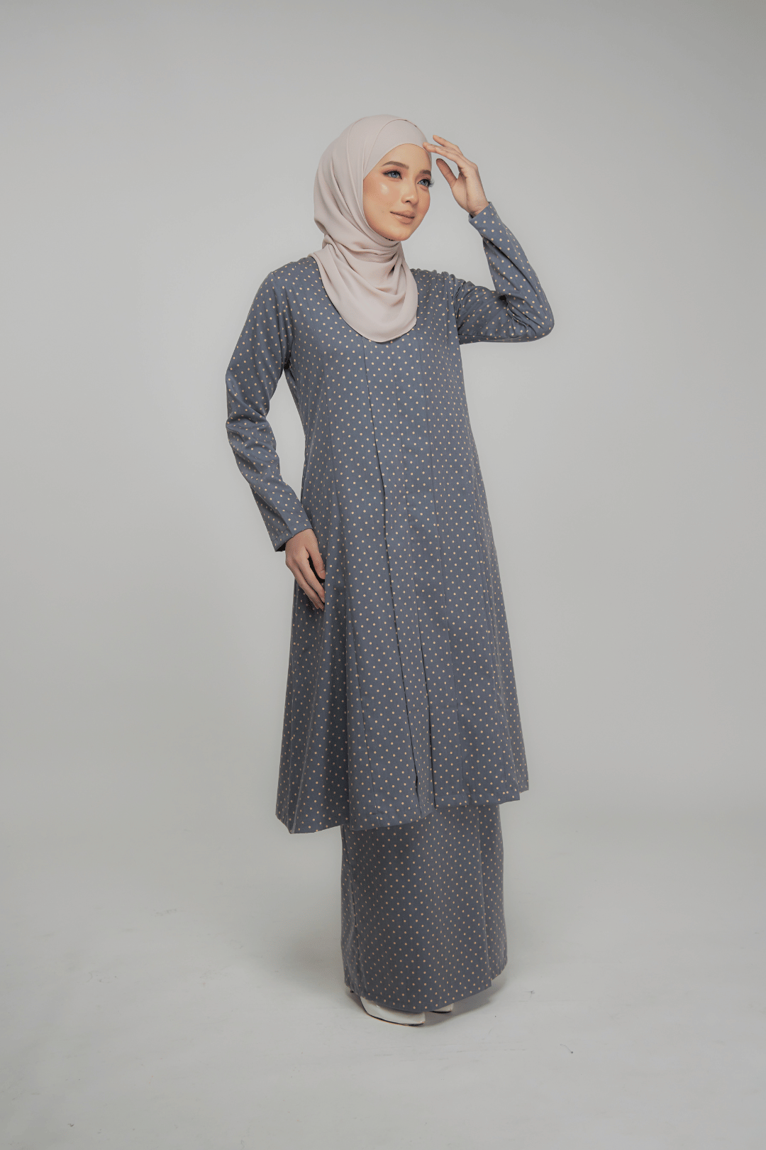 Kalsom Kebaya – Modest & Timeless
