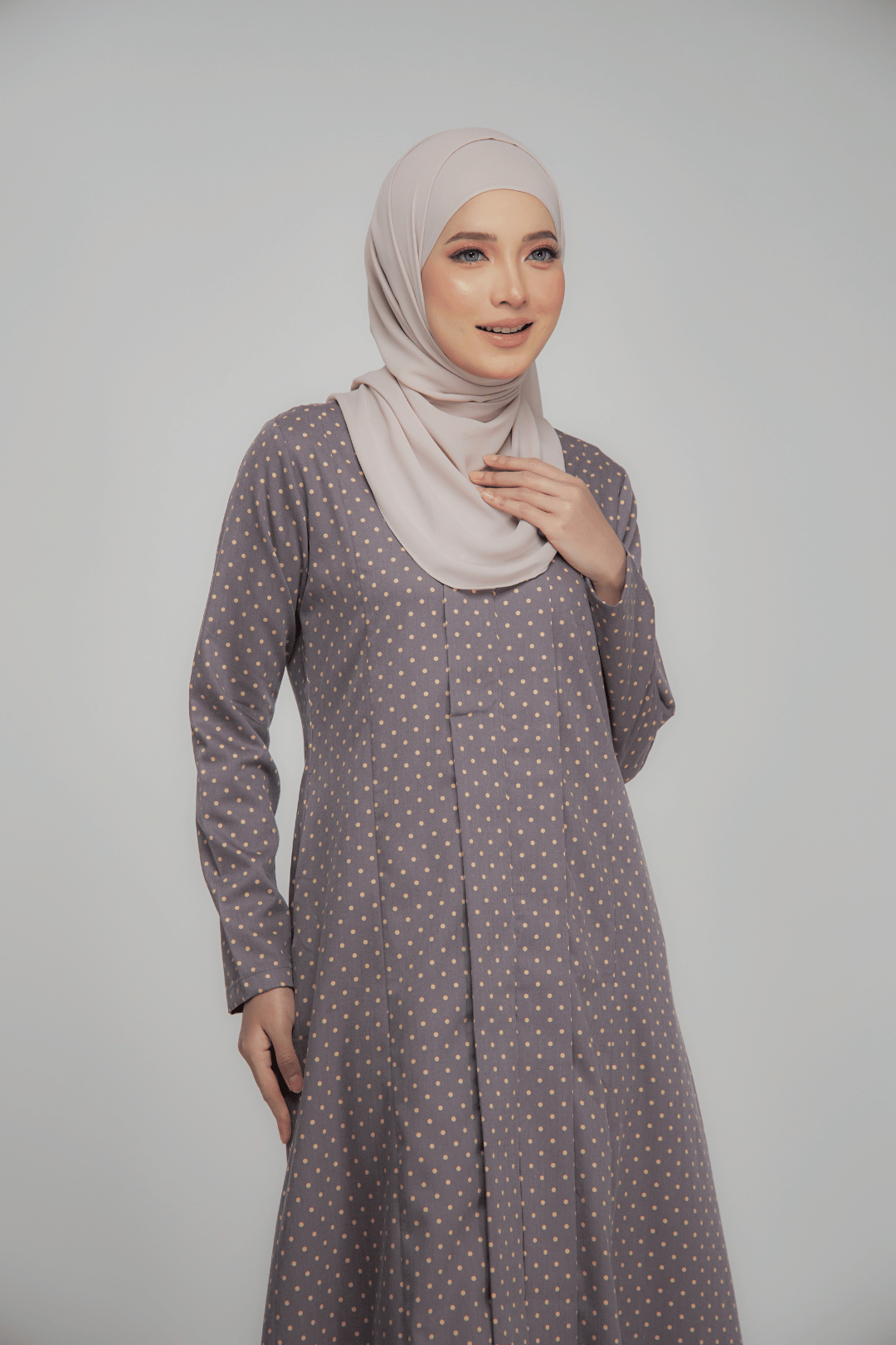 Kalsom Kebaya – Modest & Timeless