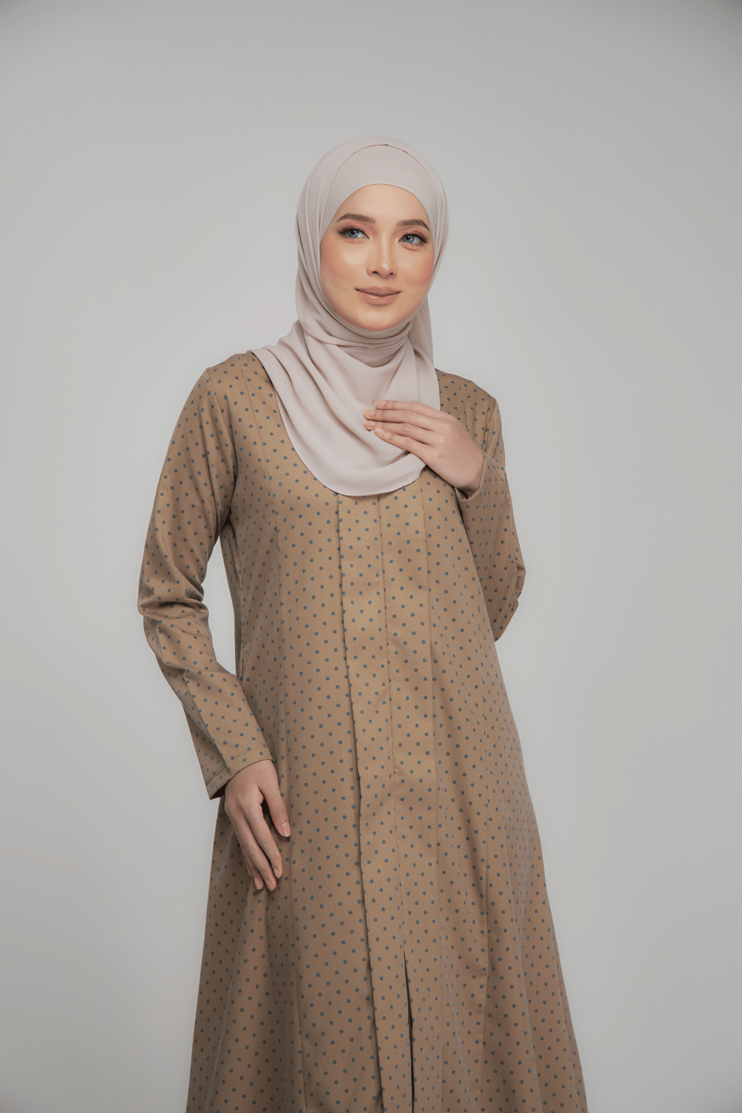 Kalsom Kebaya – Modest & Timeless