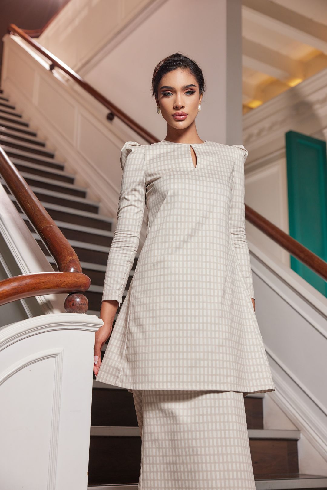 Cendana Kurung 2.0 - Sleek Puff Shoulder