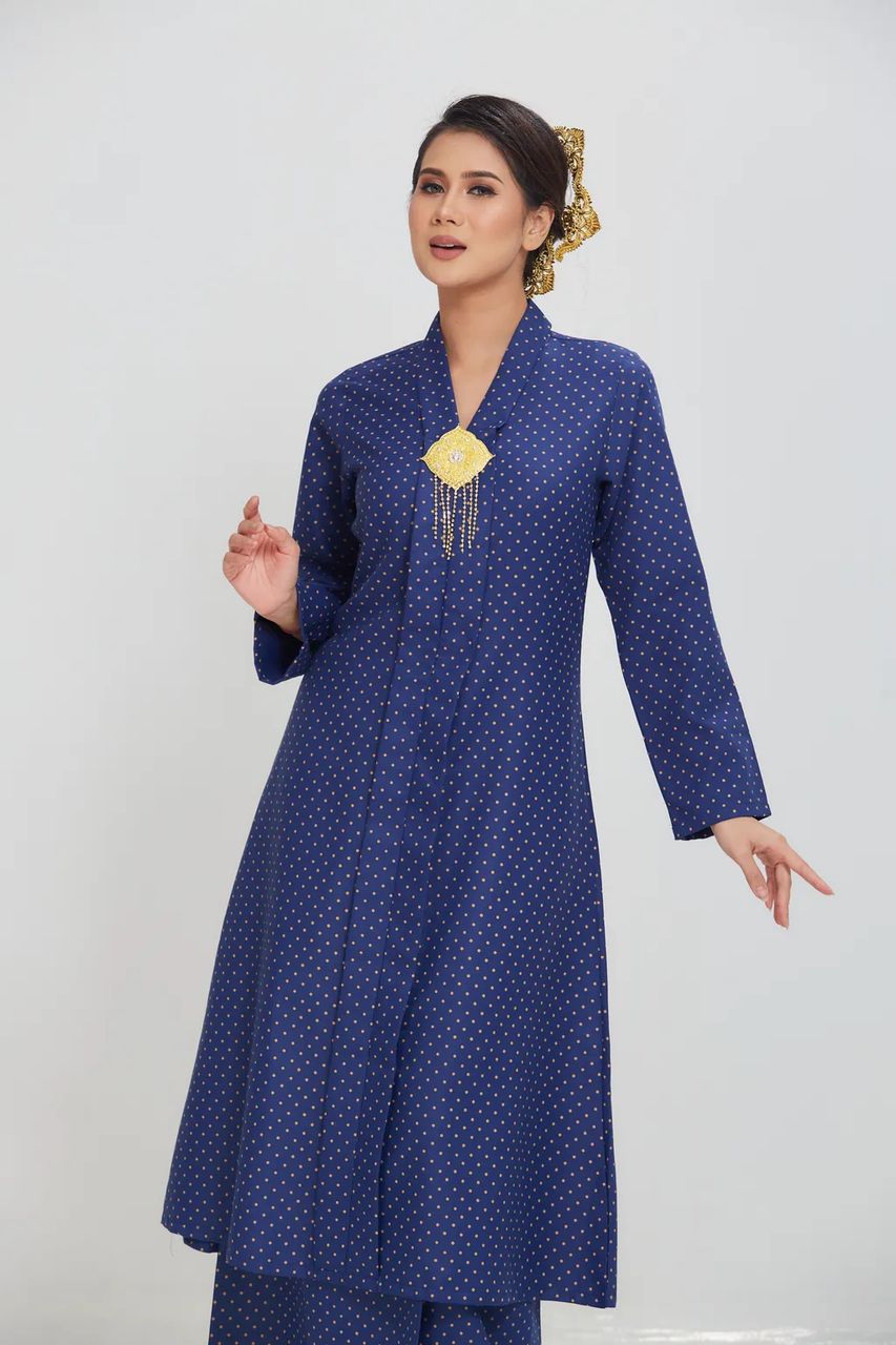 Kalsom Kebaya Labuh
