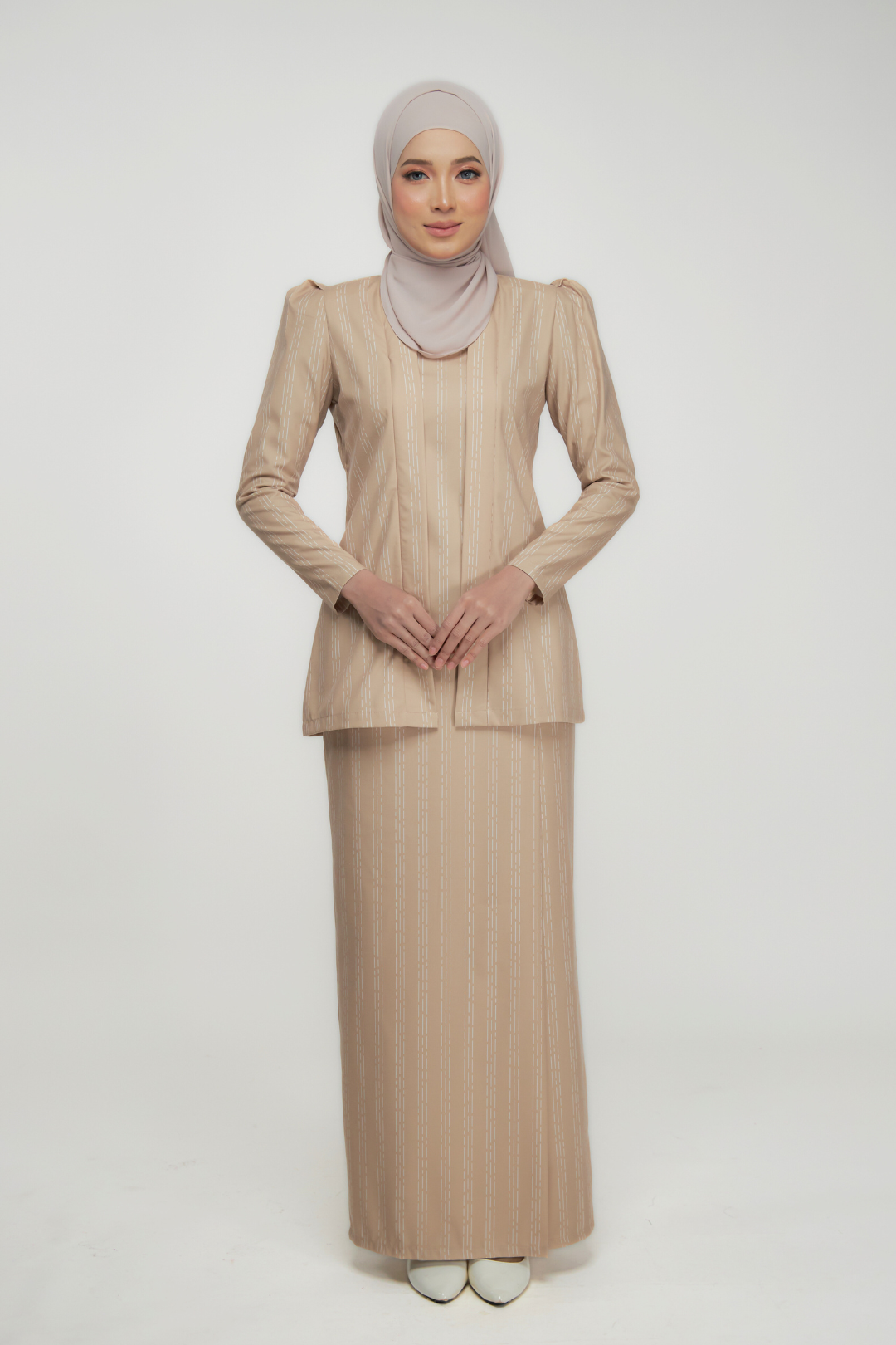 Iris Kebaya – Classic & Elegant Kebaya