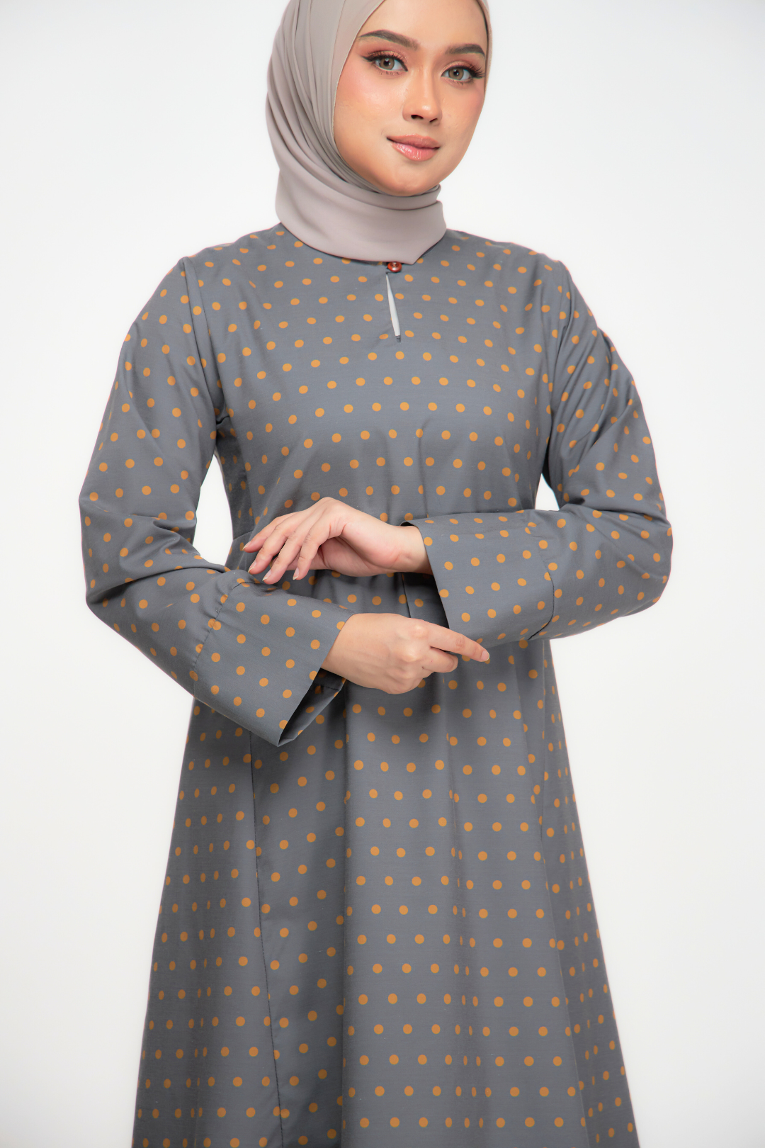 Embun Kurung - Classic & Elegant Riau