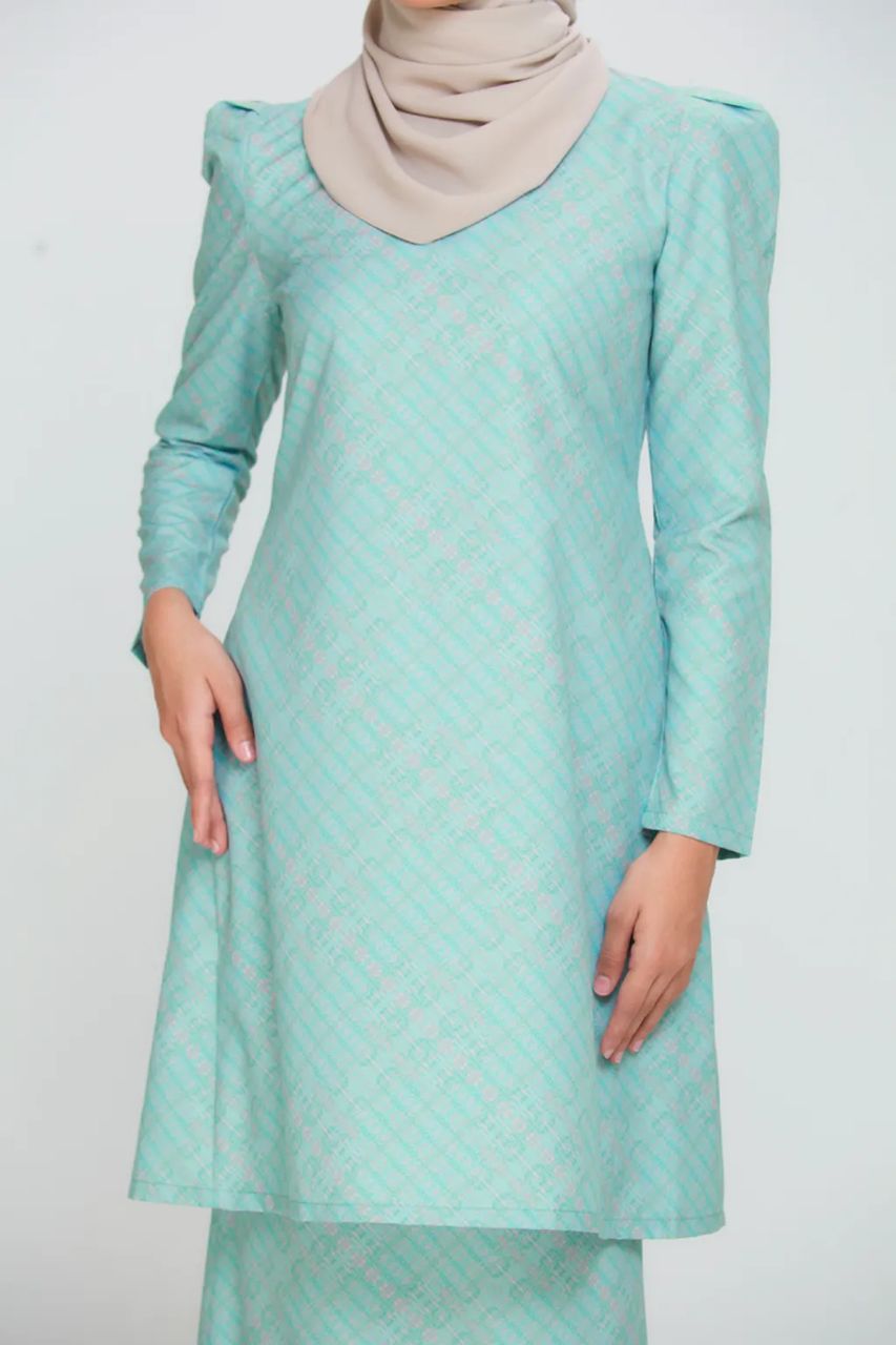 Dinda Kurung Moden