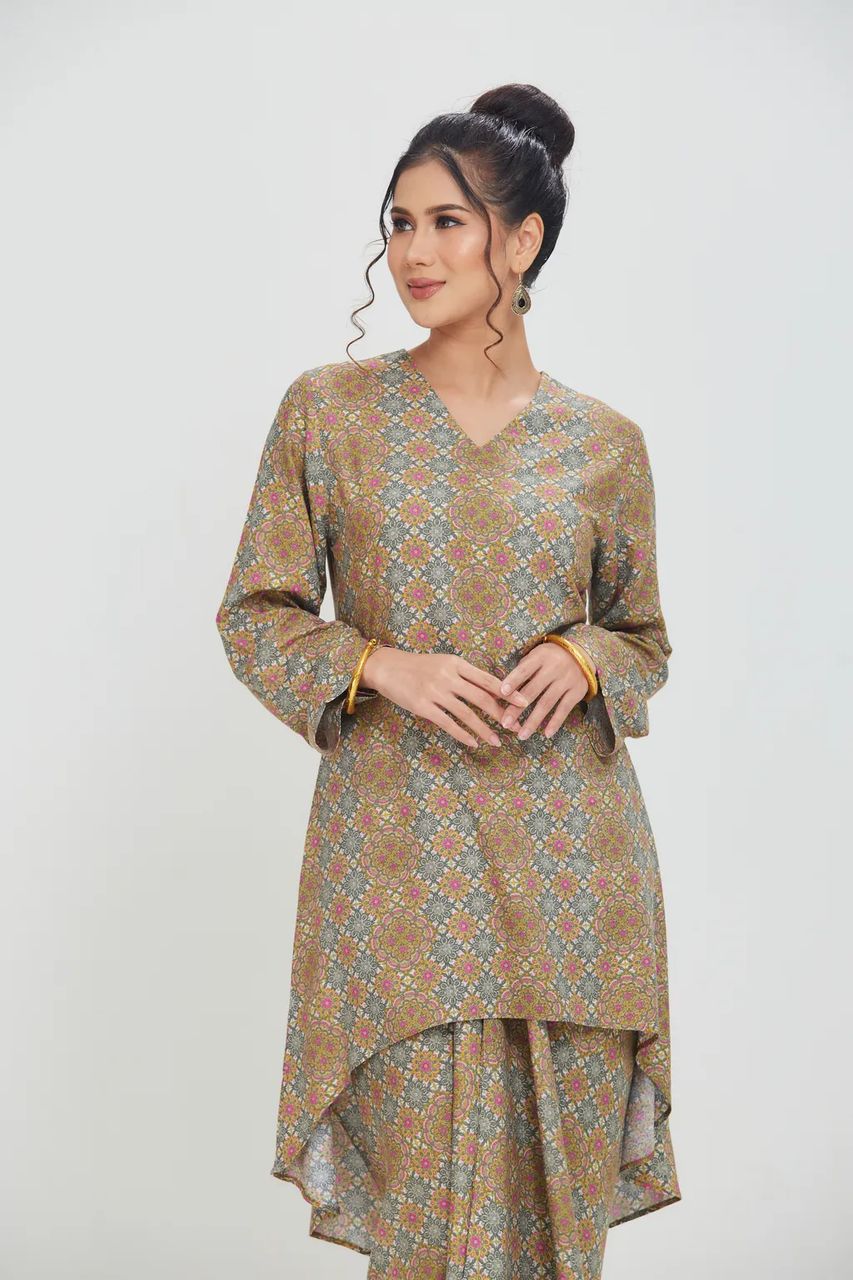 Rosa Kurung Instant Pario