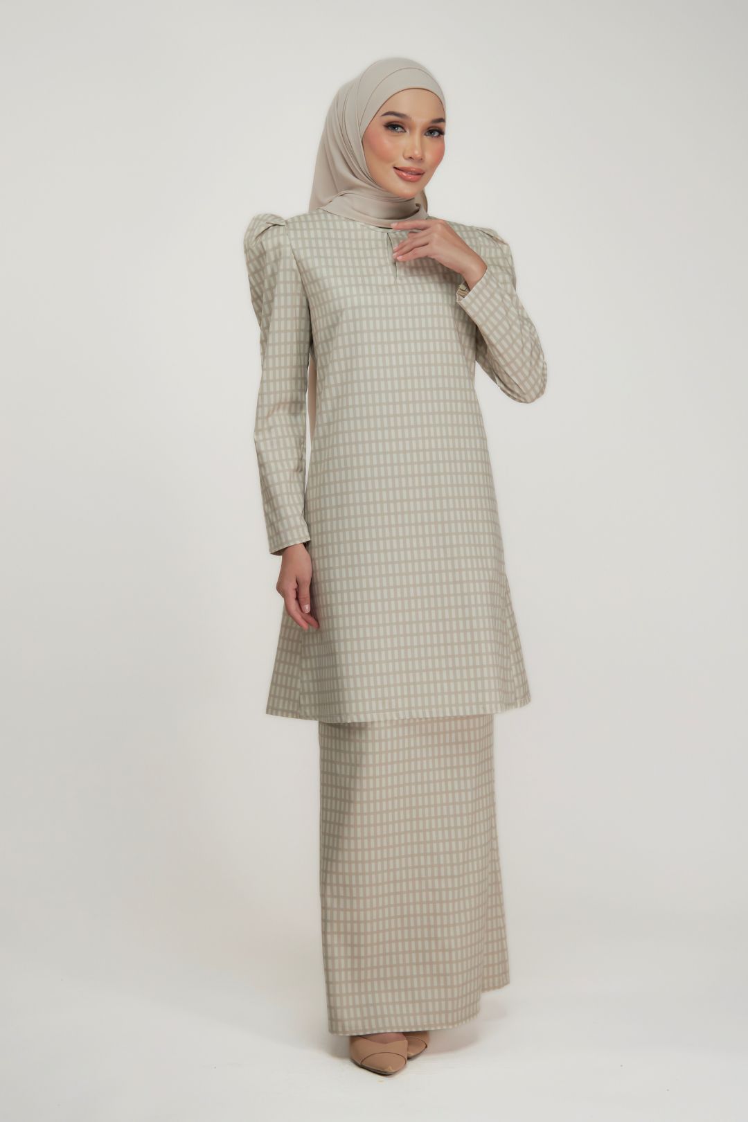 Cendana Kurung 2.0 - Sleek Puff Shoulder