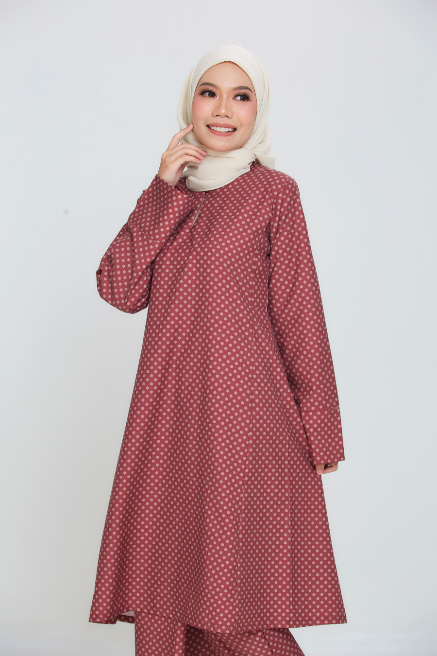 Embun Kurung Riau