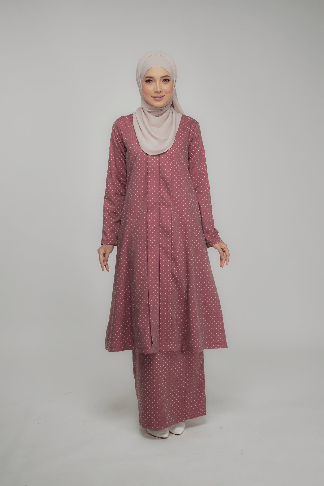 Kalsom Kebaya – Modest & Timeless
