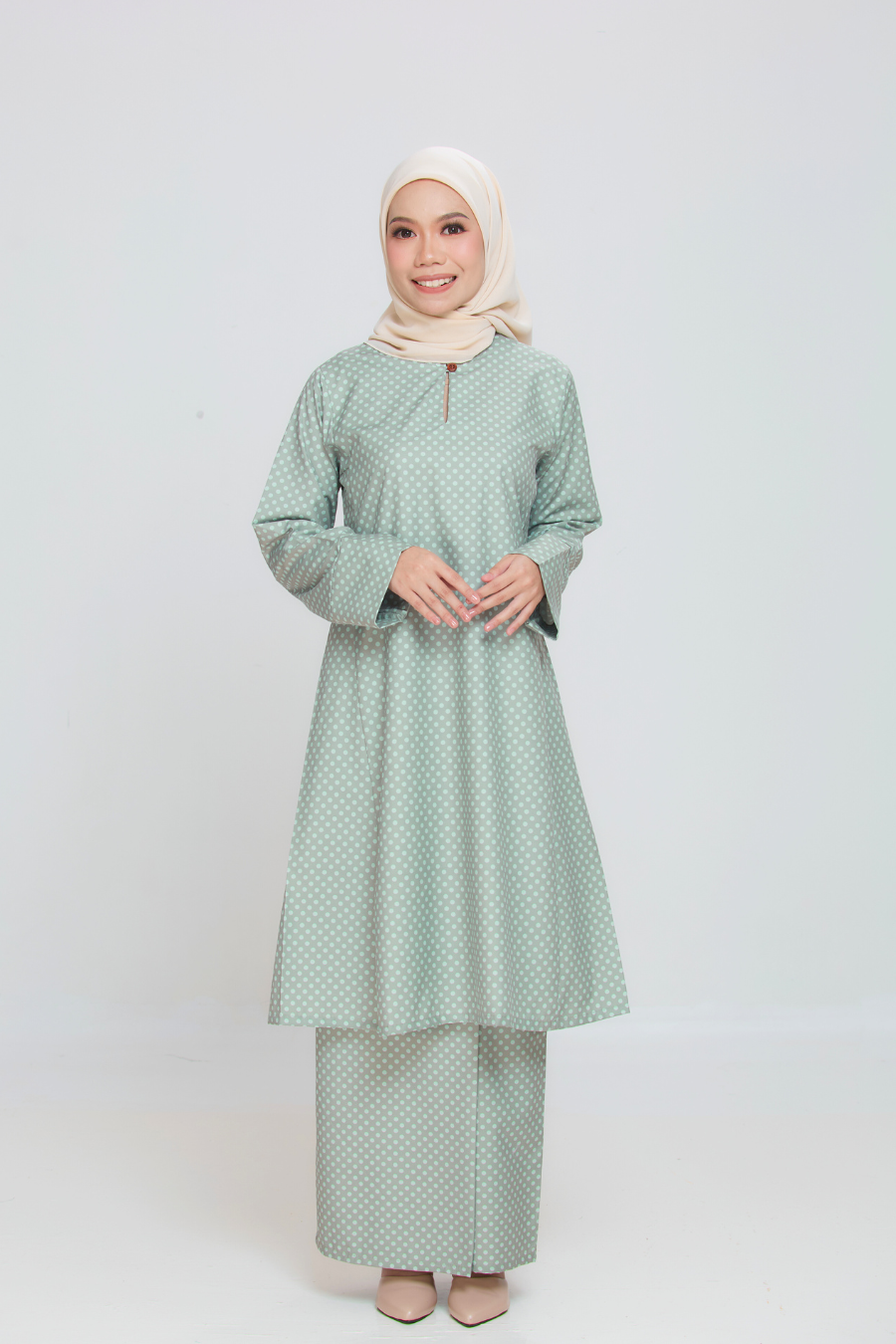 Embun Kurung Riau