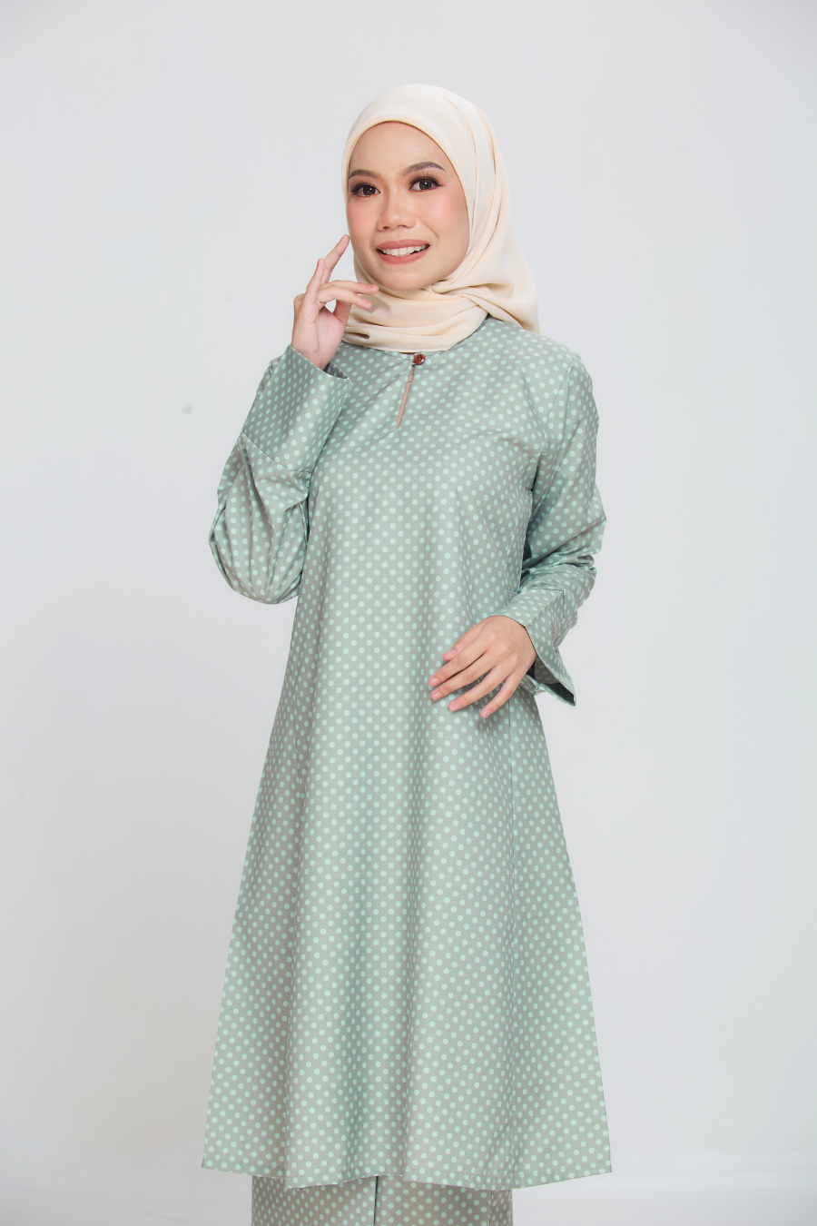 Embun Kurung Riau