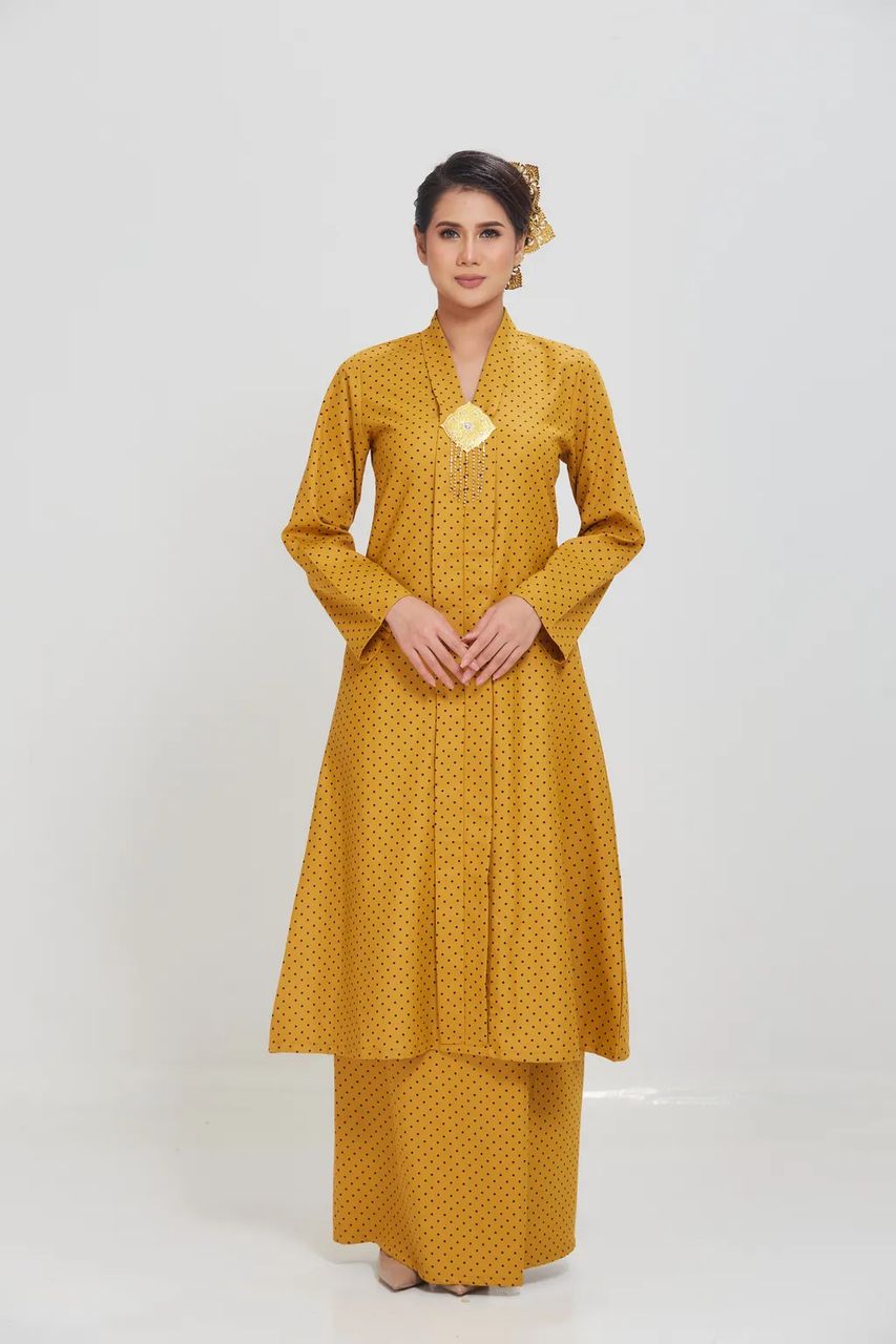Kalsom Kebaya Labuh