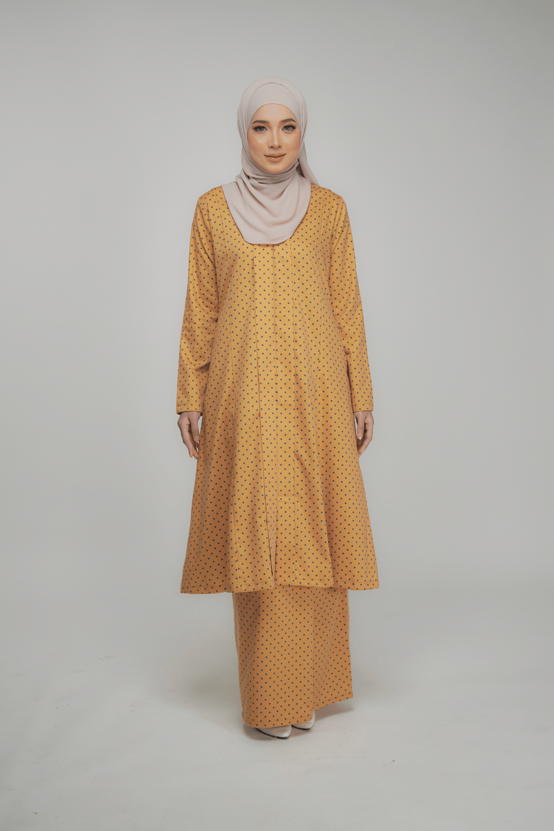 Kalsom Kebaya – Modest & Timeless