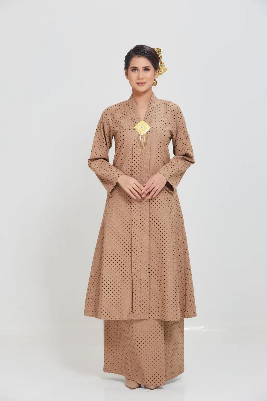 Kalsom Kebaya Labuh