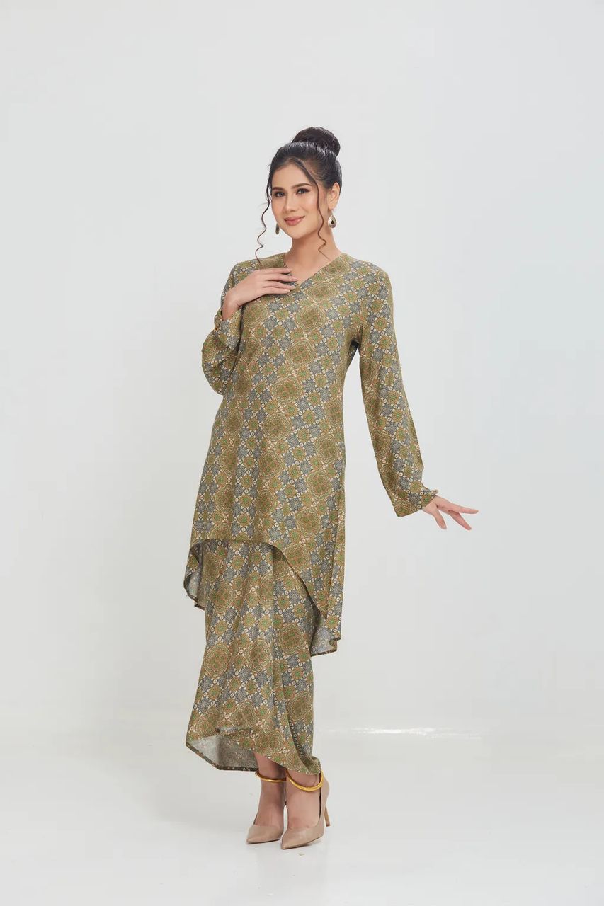 Rosa Kurung Instant Pario