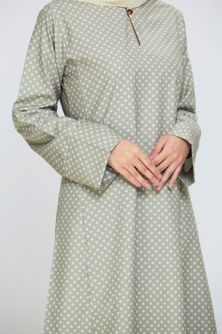 Embun Kurung Riau