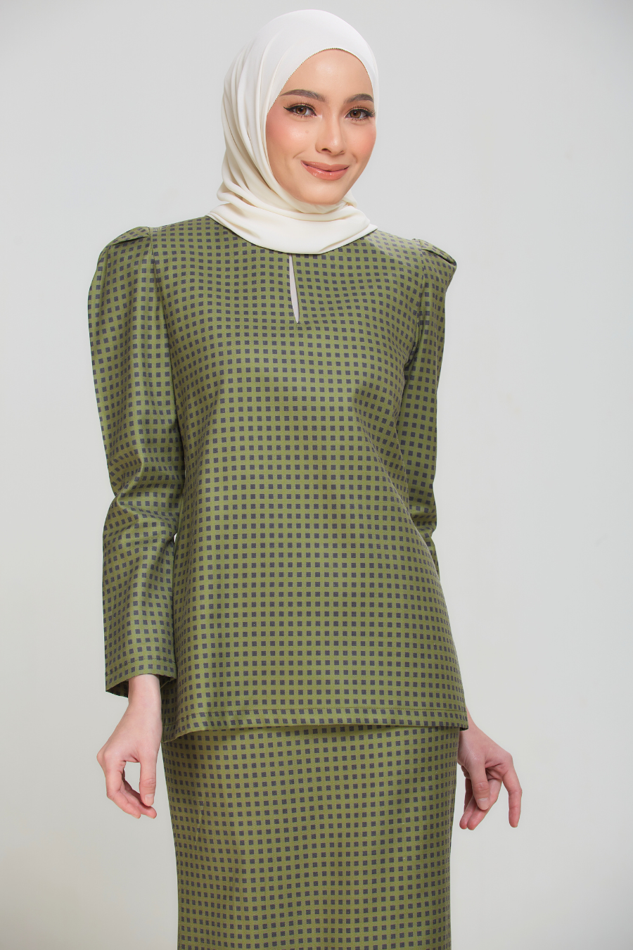Cendana Kurung Moden