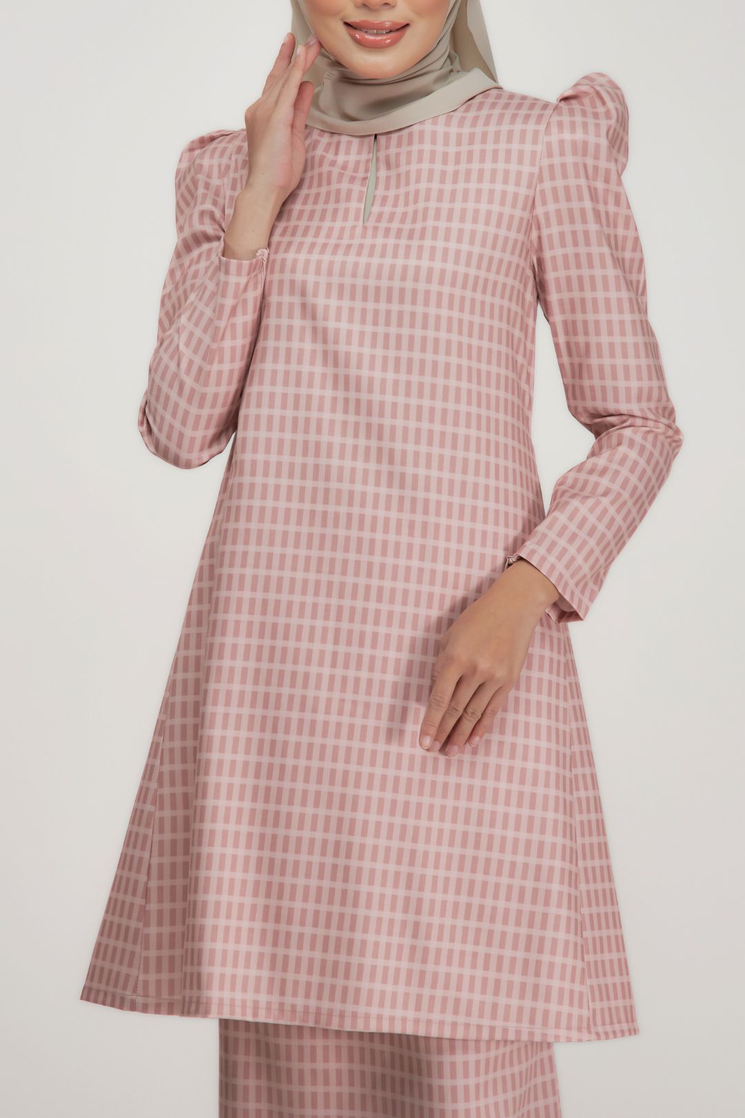 Cendana Kurung 2.0 - Sleek Puff Shoulder