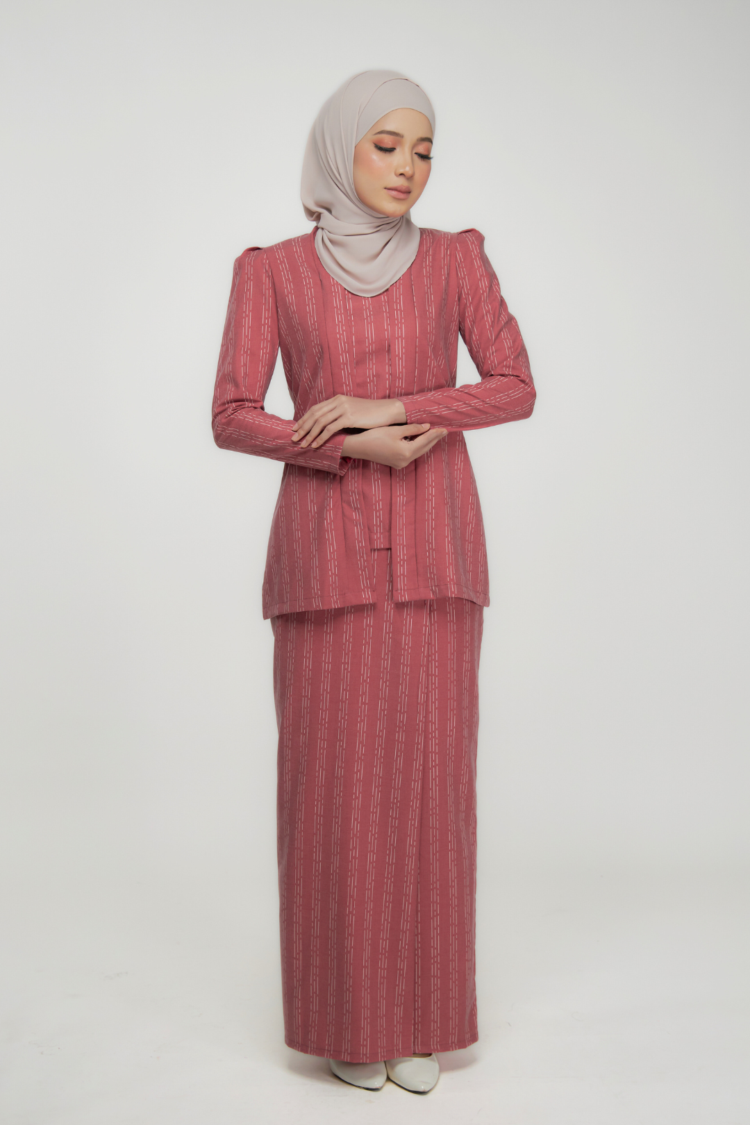 Iris Kebaya – Classic & Elegant Kebaya