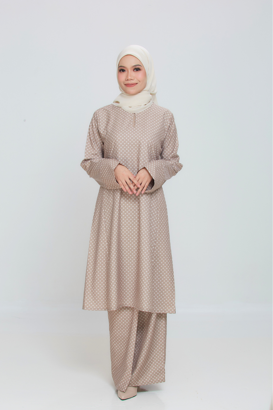 Embun Kurung Riau