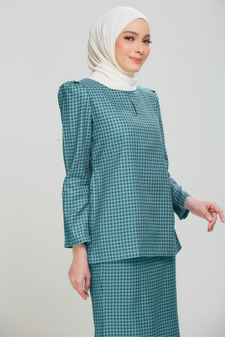 Cendana Kurung Moden