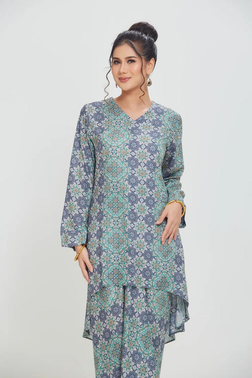 Rosa Kurung Instant Pario