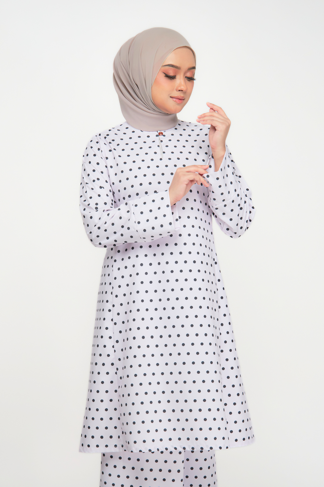 Embun Kurung - Classic & Elegant Riau