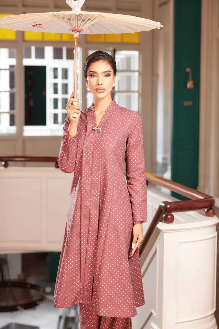 Kalsom Kebaya – Modest & Timeless