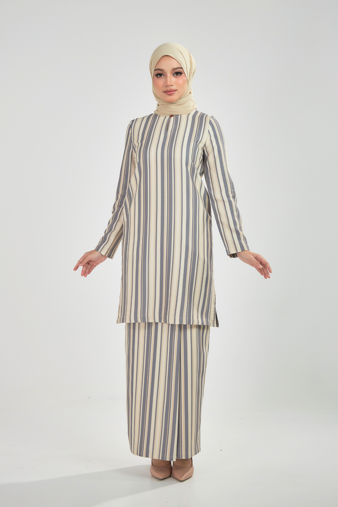 [PRE-ORDER] Arisa Kurung Traditional