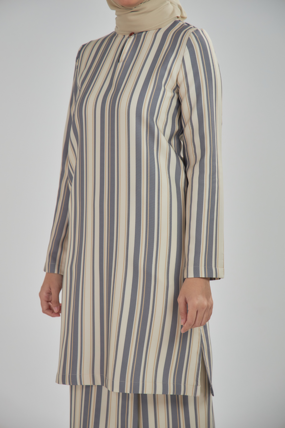 [PRE-ORDER] Arisa Kurung Traditional