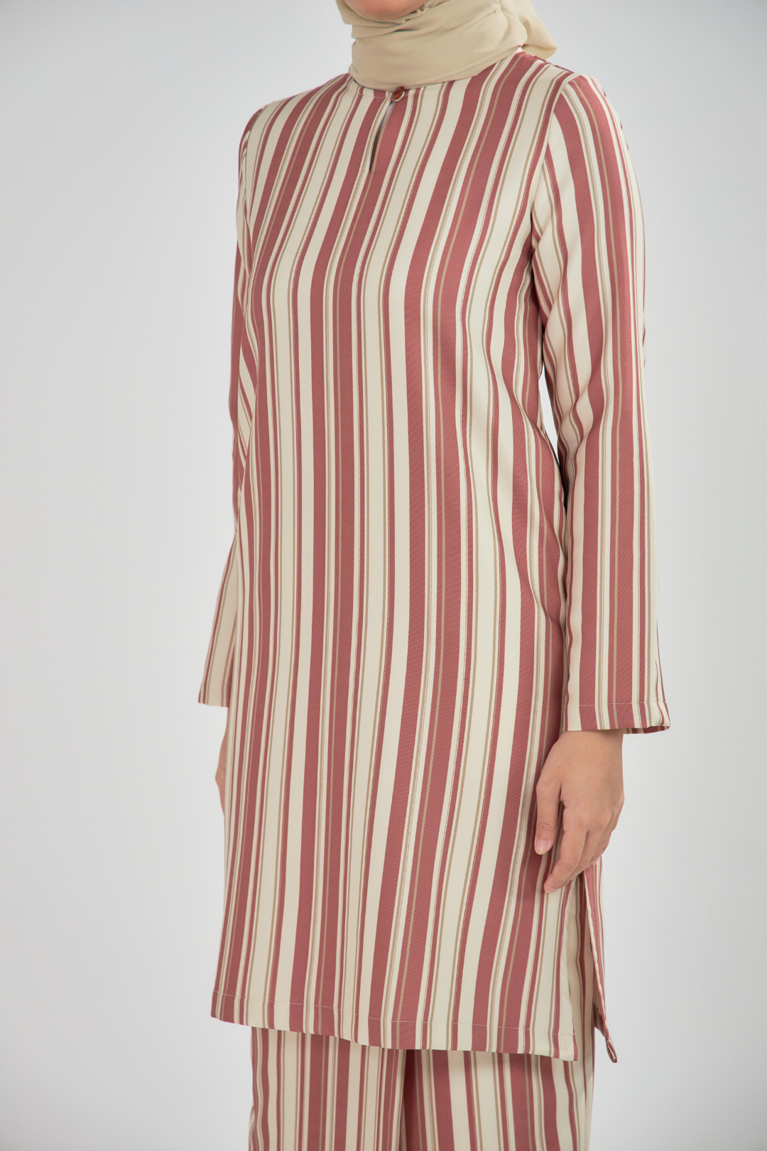 [PRE-ORDER] Arisa Kurung Traditional